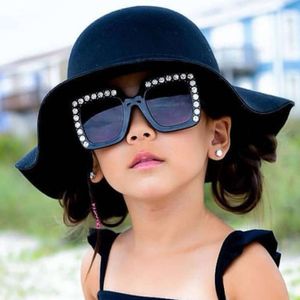 2022 Brand Oversize Diamond Sunglasses Kids UV400 Sun Glasses Big Frame Goggle Baby Boys Girls Lovely Sunglass Oculos Eyeglasses L2405