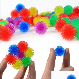 Dekompressionsleksak 500st/Lot Mini TPR Arbutus Ball Bayberry Shaped Relax Reduction 25mm Mas Pet Cats Dog Biting Toys Party Gaves Cu DHMC7