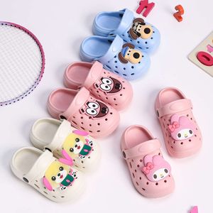 Summer Children's Slippers Hole No-Slip Girls Boy Indoor Soft Bottom Breathable Cute Cartoon Sandals Beach Shoes L2405