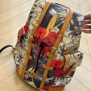 10a mode 24SS Schoolbag Luxury Bag Ryggsäck Tote Womens Designer Travel Köp på ryggsäcken axel Upskalig graffiti läder utd fkrv