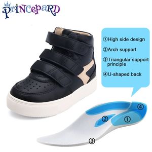 Детская ортопедическая повседневная обувь для детей босиком босиком босые лодыжки корректирующие кроссовки для жестких подошвы Traineranti Slip 240511