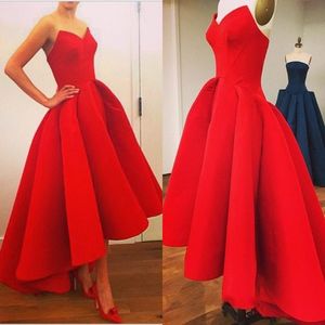 クラシックシンプルな赤い腫れたボールガウンハイローイブニングドレス
