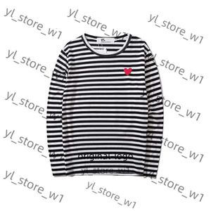 Women Hoodies Sweatshirts Designer Spela Comes Jumpers Des Garcons Letter Brodery Långärmad Pullover Red Heart Loose Sweater Clothing 53DC