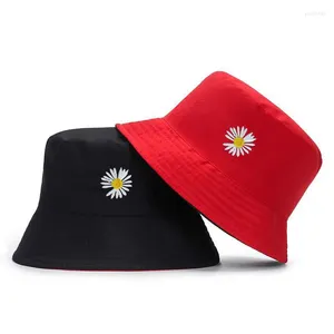 Berets Japanese Style Versatile Chrysanthemum Men's And Women's Outdoor Street Sunshade Hat