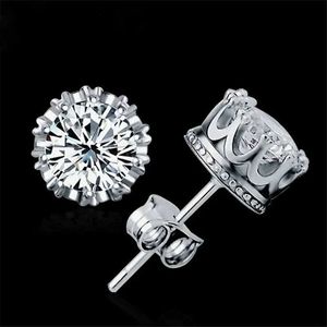 Stud 1 Par av fashionabla smycken Crown Womens Classic Sparkling Zircon Små skruvörhängen Silverörhängen Mens Crystal örhängen J240513