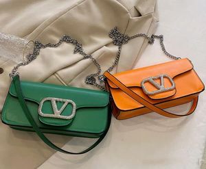Luksusowe designerskie torby na ramię modzie diament v litera torba crossbody portfel vintage damskie solidne kolory skórzane torebki