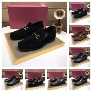 Mens Designer Luxury Dress Shoes Real Cow Leather Slip On Whole Cut Black Brown Brogue Oxfords Business Office Formella skor Storlek 38-46