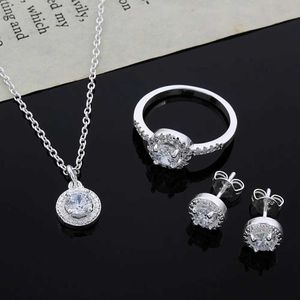 Bröllopsmycken set Sterling Silver Söt julklapp ädla fashionabla eleganta kvinnor glittrande kristall cz halsband örhängen set