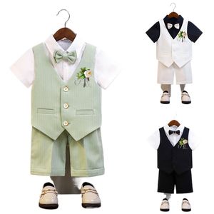 Set di gilet a maniche corte che ospitano un costume da performance a piedi per pianoforte per pianoforte (camicia + gilet + pantaloncini + bowtie + corsage)