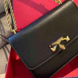 2024 Высококачественные женские сумки дизайнерские сумок дизайнер сумочек кросс -кусочки крокодиловые сумки Paern Layer Cowhide Messenger большая модная цепь
