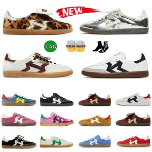 Designer Leopard shoes Vegan OG Casual Shoes For Men Women Trainers Cloud White Core Black Bonners Collegiate Green Gum Outdoor Flat Sports Sneakers