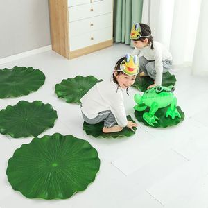 Ferramentas de treinamento sensorial Ferramentas de folhas de folha macia Frog pulando de espuma Fidros Crianças Aderetes ao ar livre Adeços de jardim de infância Toys 240513