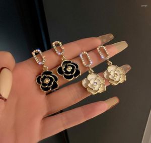 Dangle Earrings Classic Black White Camellia Drop Rhinestones Luxury Women Party Delice Jewelry Custom Elegant Gift Friend Whole8167791