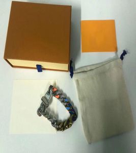 V Designer Bracelet Fashion Bracelets for Man Women Jewelry Adjustable Chain Bracelet Fashion Jewelry4424283