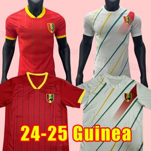 24 25 New Guinee National Team Fã Jerseys Guins Camano Kante Traore Home e Guiné Red White 2024 2025 Camisa de futebol uniforme