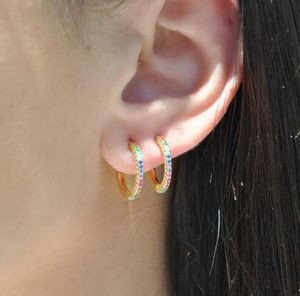 Färgglada CZ Hoops örhänge 925 Sterling Silver Fine Jewelry Mini Liten Hoop Colorful Stone Summer Design Fashion Nice Ear Jewelry2751020