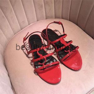 YS YSLHEELS SLIPPERS MASCOS EM MASCOS DE EM MOMEMENTES 2023 Designer feminino Sapatos de couro nus Saltos médios de sandálias mmk