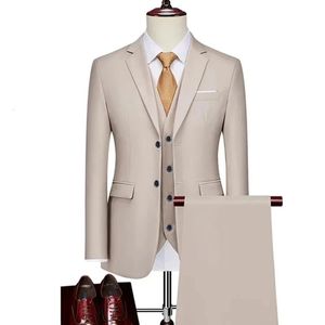 Blazers Vest Calças Conjuntos de Vestido de Noiva do Groom Moda Men Business Casual Business 3 PCs Definir Suacolas Casaco Troushers M6XL 240514