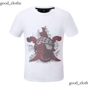 Philipe Plein T-shirts Ny pleinxplein skjorta dödskallar kortärmad pp mördare neddy topps strand sommarstil mens svart mönster party t-shirt plein björn t shirt 533