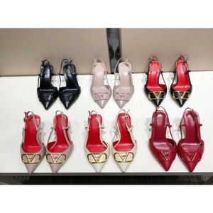 كامل V Signature Women Sandals Patentleather Laceup High Heels Luxury Leather Fashion Show Summer Odile Tex9005964 Valentine NCBF