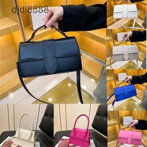 Tasarımcı Omuz Çantaları Luxurys Designers Mini Kadın Jocobs Pochette Çanta Debriyaj Flap Crossbody Bag Klasik Moda Seyahat Crossbody