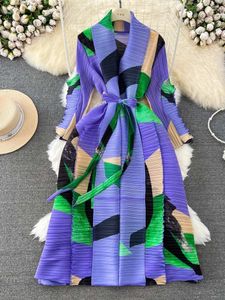 Casual Dresses Miyake for Women Designer Elegant Pleated Long Sleeve V-Neck Loose High Quality Dress Y2K Sweet Korean Tide Spring Autumn