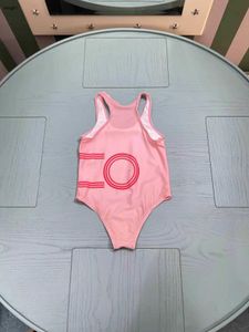 Brand garotas de roupas de banho verão infantil biquínis de praia de 80-130 cm Letter listrado logotipo Kids Kids de uma peeces de banho infantis de banho de banho 24 de maio