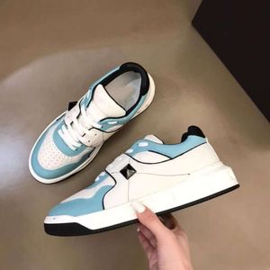 Projektant jeden stadnina Low Sneakers Otwórz łyżwiarki Buty Casual Buty mężczyźni kobiety ubierają się na buty skóra niskopska-cielęcia trenerzy sportowe 02 Valentine 2pqi