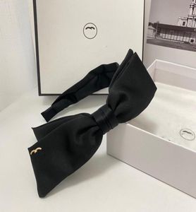 With BOX Luxury Silk Headbands With C Print Top Women Street Headband Black Colors Hair Hoop Girls HairJewelry92613047948781