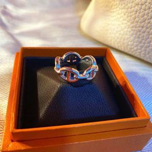 Designer Schwein Schnauze hohl Liebesschraubenring-Frauen Ringe Klassische Schmuck Frauen Titanstahl Stahl vergoldete Silber Rose nie verblassen nicht allergische Originalbox