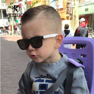 Sonnenbrille Kinder polarisierte Kinder Klassische Markendesigner Brille TAC TR90 Flexible Sicherheitsrahmentöne für Jungen Mädchen L2405