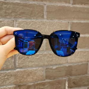 New Children's Fashion Sunglasses Boys' Small Frame Square Sun Glasses Cute Girl Outdoor Sunshade Eyewear UV400 Oculos De Sol