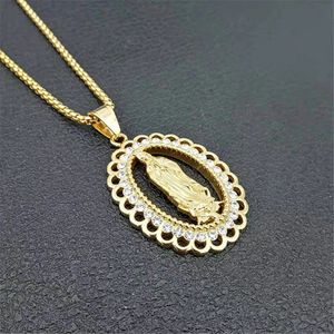 Religious Iced Out Virgin Mary Necklace Wholesale Female 14K Gold Madonna Pendant Chains For Women Jewelry