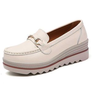 Kleiderschuhe lässige Leder -Leder -Kleiderschuhe Designer verschüttet Flat -Bahnsteig -Ladungsanwälte für Frauen Keilschnitzer Sneakers auf Damen Moccasins Zapatos Mujer 2 58