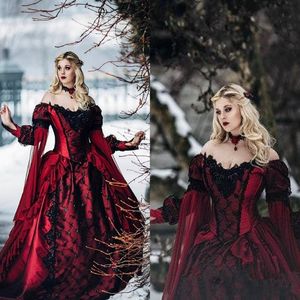 Gotisk sovande skönhet prinsessa medeltida vinröd och svart aftonklänning långärmad spetsapplikationer viktorianska maskerad brudklänningar 234a