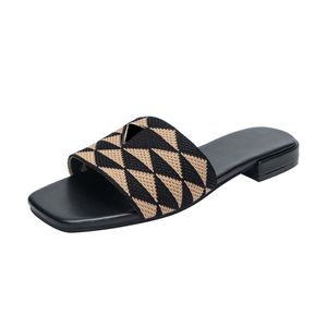 Mirror quality Slide Slippers Summer beach luxury Designer straw weave sandale flat heel lady pool for woman Casual sandal outdoor shoes Mule man loafer Sliders walk