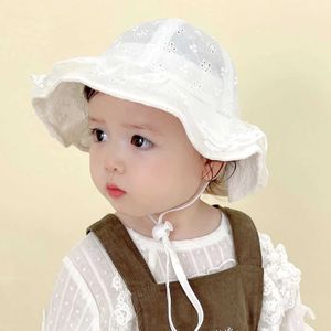 キャップハット夏の女の赤ちゃんバケツ帽子刺繍花の幼児用日焼け止め漁師キャップY240517のための綿の帽子帽子