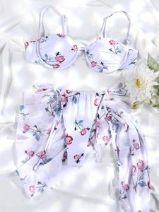 Женские купальники купальники 2024 Женщины отталкивают бикини цветочный принт сексуальный купальный костюм Biquini Mujer Beach Sarong Summer Wear