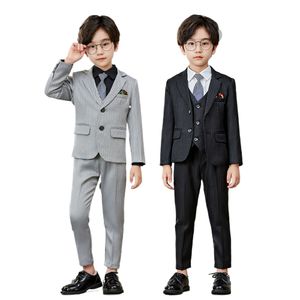 Conjunto de trajes listrados dos meninos Vestido de performance de piano floral bordado (terno + colete + camisa + calça + gravata)