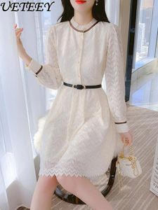 Casual Dresses Early Autumn Lace Long Sleeve Slimming Dress Women's Clothing 2024 Waist-Tight Temperament Fairy Crew Neck Base