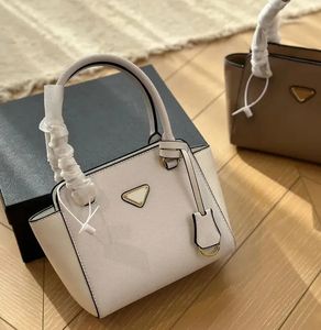 2024 Torby designerskie luksusowe mody Totes Neverfull Portfel Skórzanie torebki na ramię Messenger Bags Bags o wysokiej pojemności kompozytowe torby zakupowe