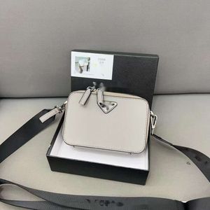 TOOT Designer Popüler Patlayıcı Küçük Kare Çanta Kadınlar 2024 Yeni Gelişmiş Zincir Tek Omuz Crossbody Kamera Çantası