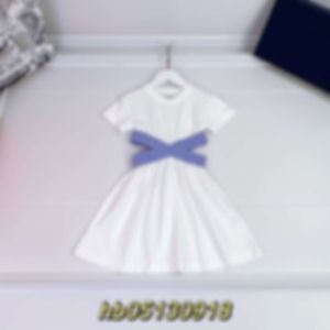 Abiti primaverili/estivi in stile abito bianco nastro a croce tutto contrasto in cotone gonna a maniche corta abbigliamento per bambini