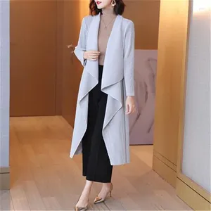 Women's Trench Coats High-End Pleated Shawl Windbreaker Coat Casual Spring Autumn Jacket Solid Color Lapel Folded Tailcoat