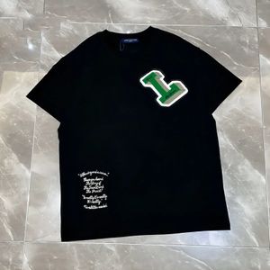 Tirina de grife de grife masculino Mulher Moda Camisa clássica de luxo letra verde 3 cores logotipo hip hop respirável conforto puro algodão puro manga curta europeia e americana