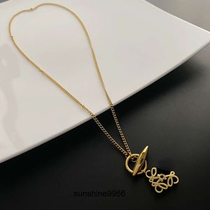 2024 Women Designer Lo Titanium Steel Pendant Necklaces Bracelet Ornaments High Quality Accessories Colorfast
