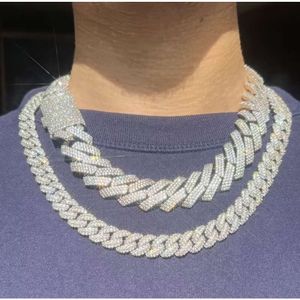 Hip Hop -halsband 925 Sterling Silver 15mm 3 rader Diamond Iced Out Moissanite Cuban Link Chain