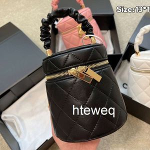 Gold-ball Bags fashion New Chain leather Shoulder Crossbody Bag Classic Soft And Comfortable Purse lady Luxury Designer Circular-bags