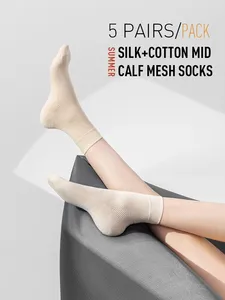 Skarpetki dla kobiet Wysokiej jakości Silk Bawełna 5 par zestawów Siły Solidne Sock Men Thin Miękkie, oddychanie świąteczne świąteczne świąteczne 5 palen/paczka