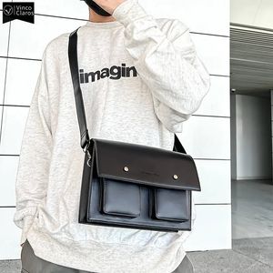 VC japansk retro manlig axelväska mode minimalistisk design herr messenger väska trend pu läder små crossbody väskor för män 240518